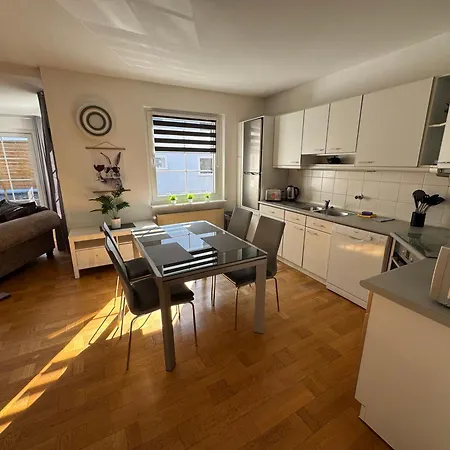 Grosse Helle Maisonette Im Zentrum * Kassel