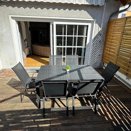 Grosse Helle Maisonette Im Zentrum Apartamento